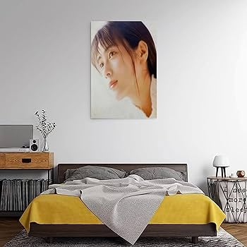 Amazon.co.jp: 歌手ZARDのボーカル坂井泉水のポスターポスター